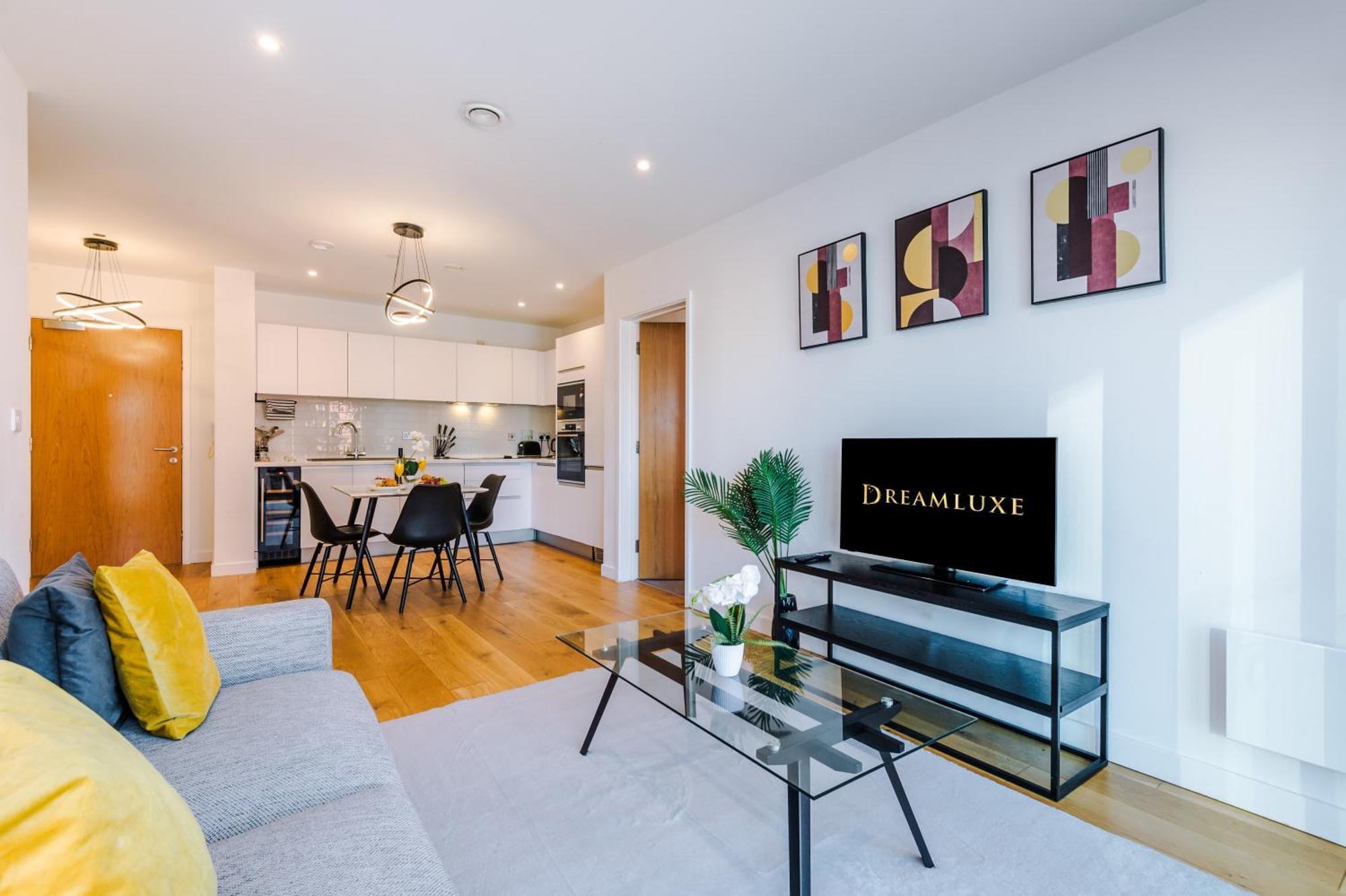 Appartement The Axium Suite- Free Parking, Near Station, Center, Fast Wifi, Up To 6 People!